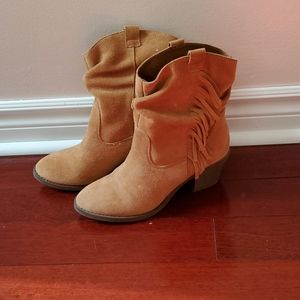 Tan/Brown Cowboy Style Fringe Boots